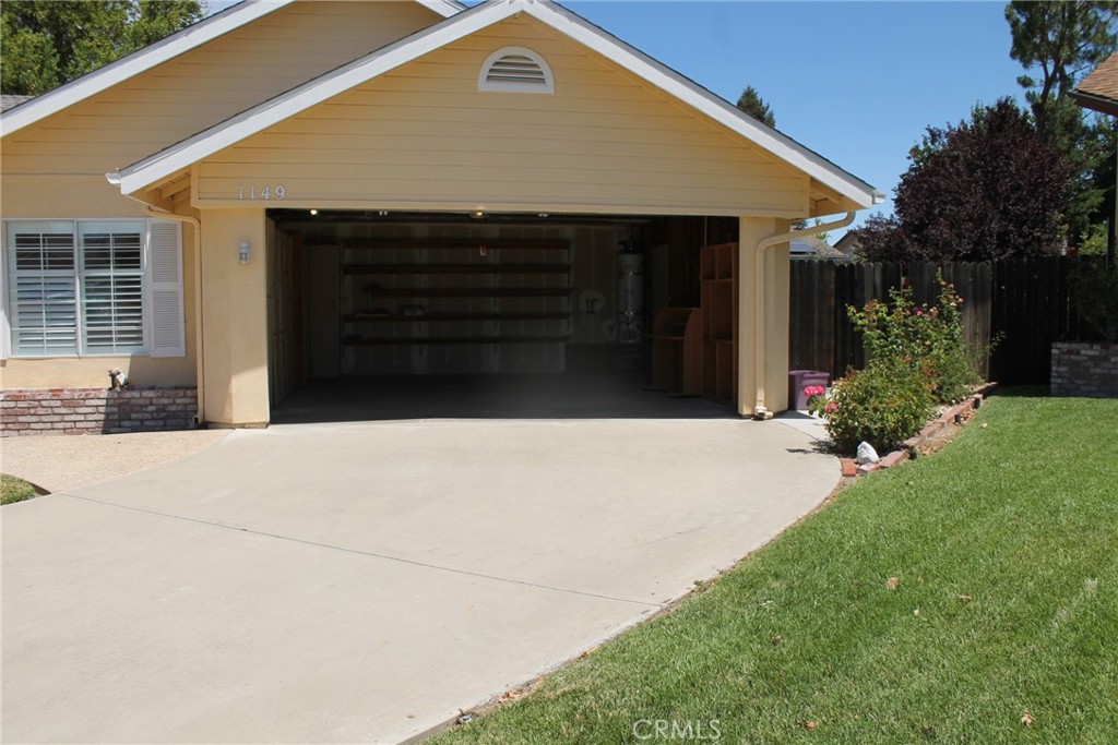 1149 Caddie Ln, Paso Robles, CA 93446