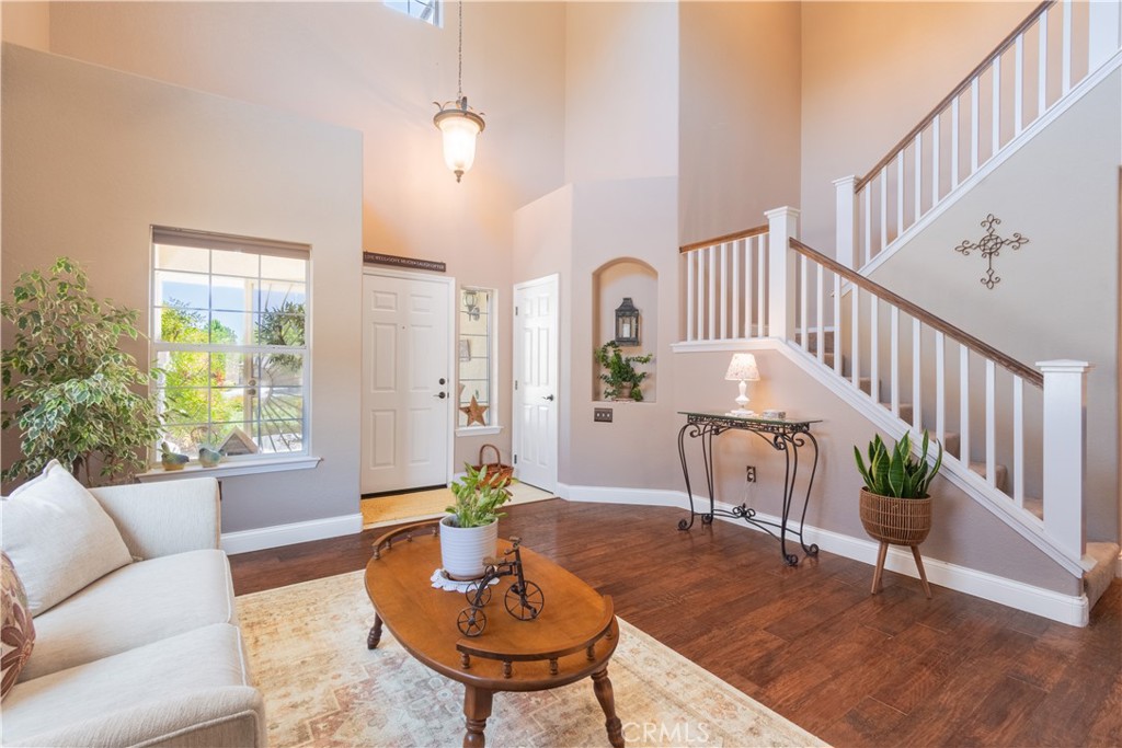 1006 Running Stag Way, Paso Robles, CA 93446