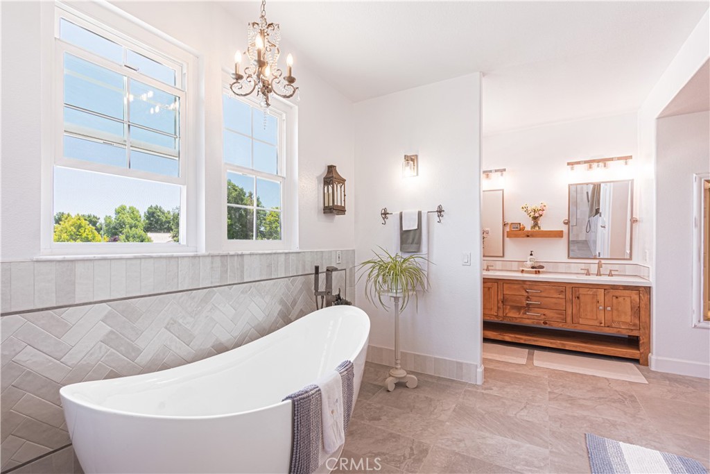 1006 Running Stag Way, Paso Robles, CA 93446