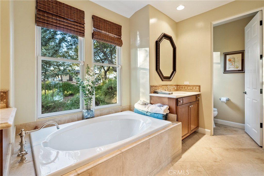 2438 Battering Rock, Templeton, CA 93465