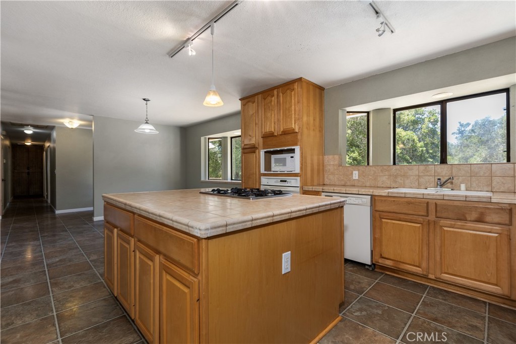 7905 San Gregorio Rd, Atascadero, CA 93422