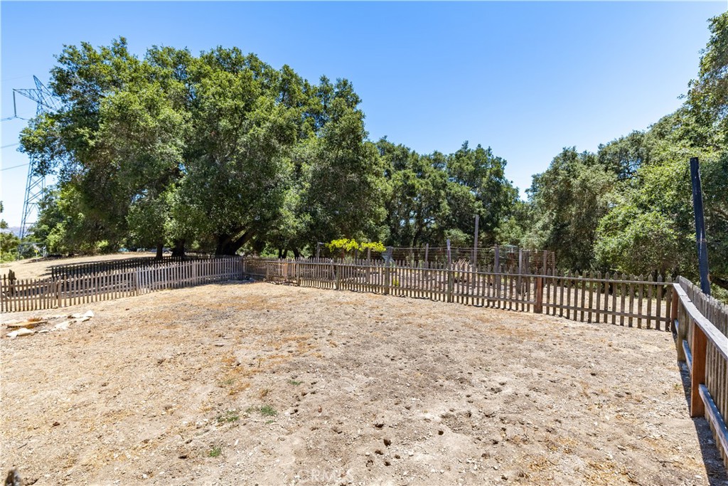 7905 San Gregorio Rd, Atascadero, CA 93422