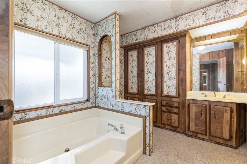 106 Vista, Paso Robles, CA 93446