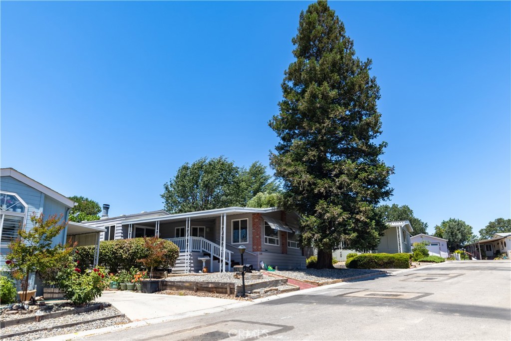 106 Vista, Paso Robles, CA 93446