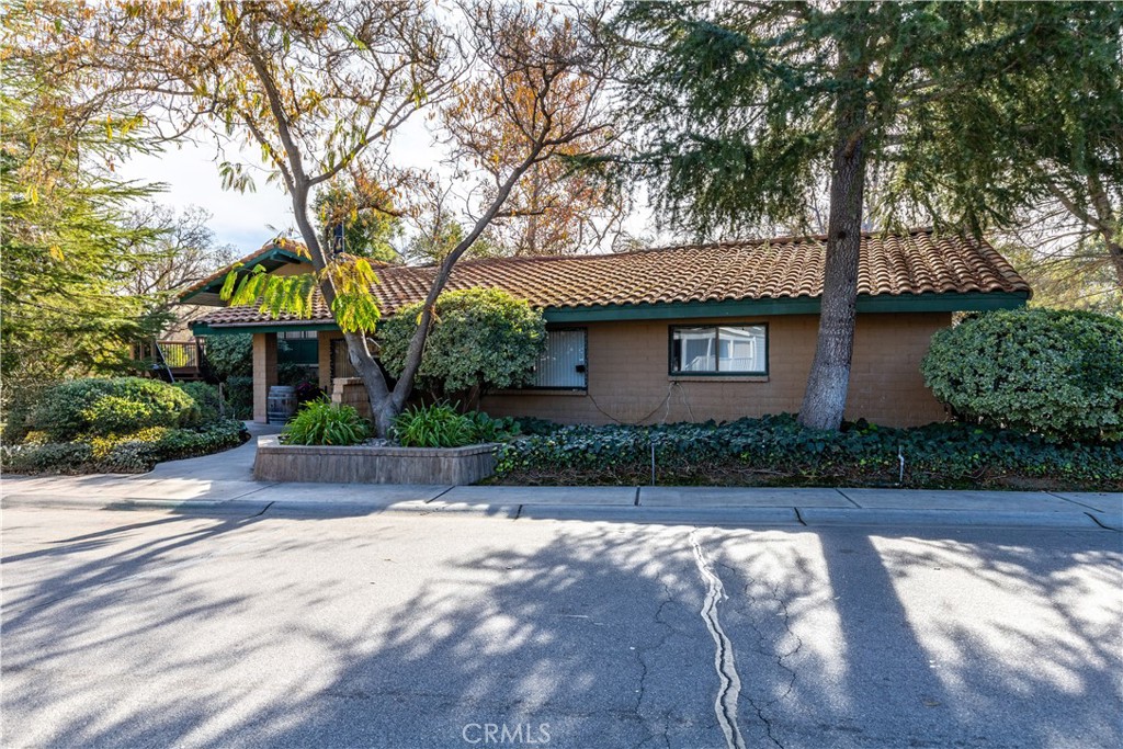 106 Vista, Paso Robles, CA 93446