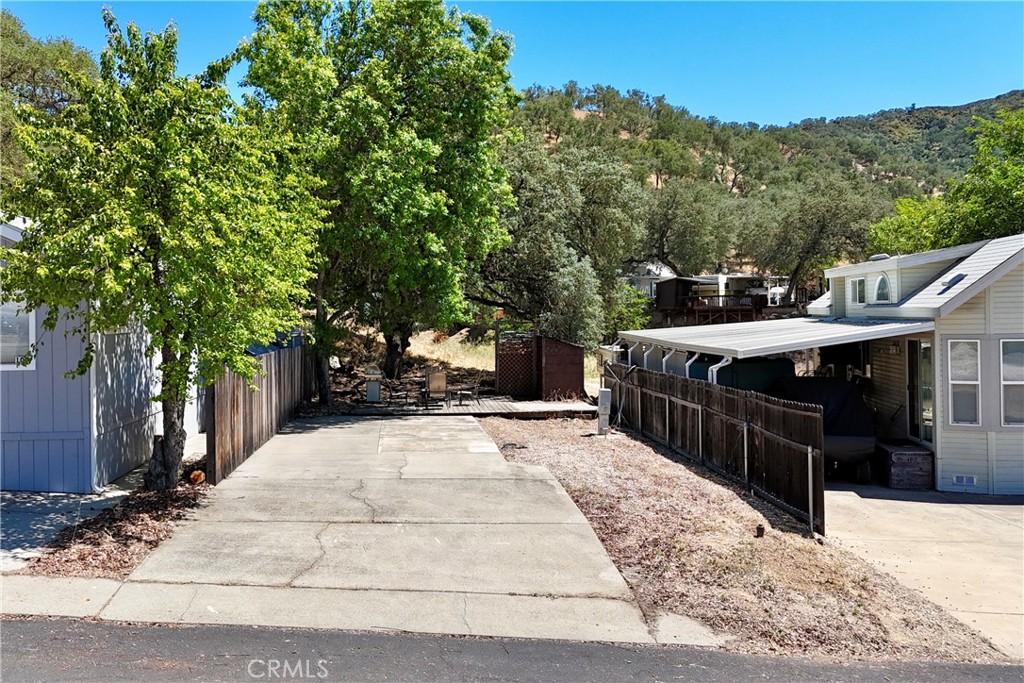 2148 Yellow Feather Cir, Paso Robles, CA 93446