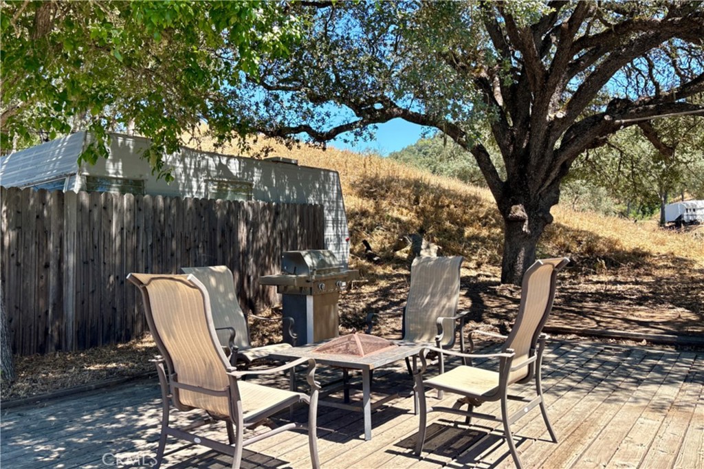 2148 Yellow Feather Cir, Paso Robles, CA 93446
