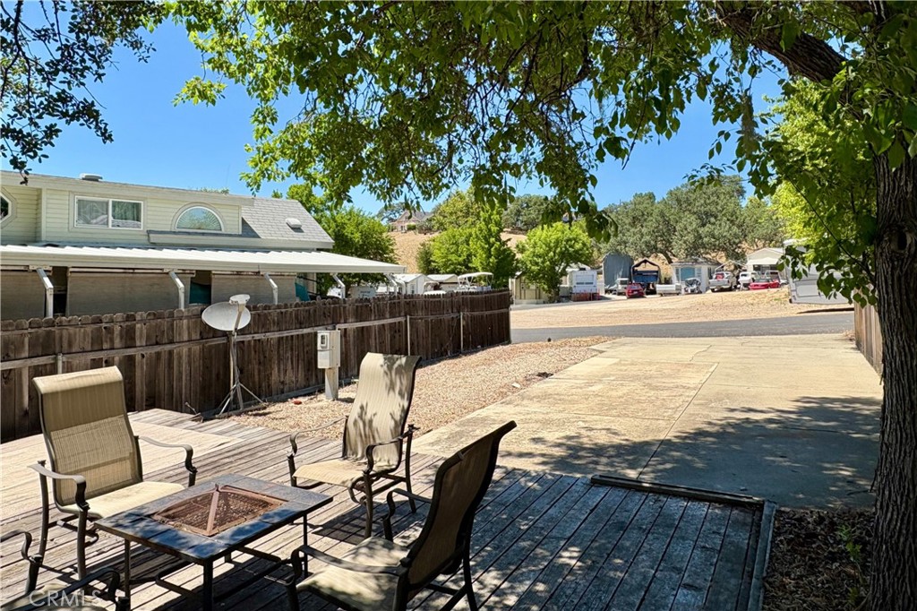 2148 Yellow Feather Cir, Paso Robles, CA 93446