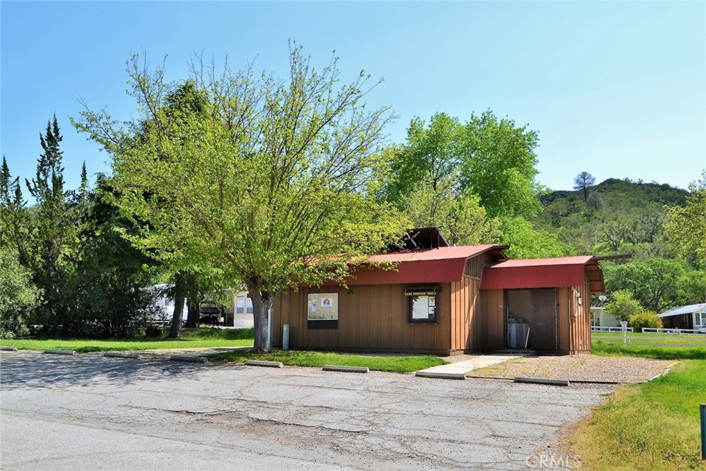 2102 Clamath Ct, Paso Robles, CA 93446