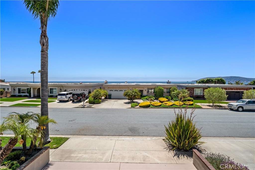 120 Hermosa, Pismo Beach, CA 93449