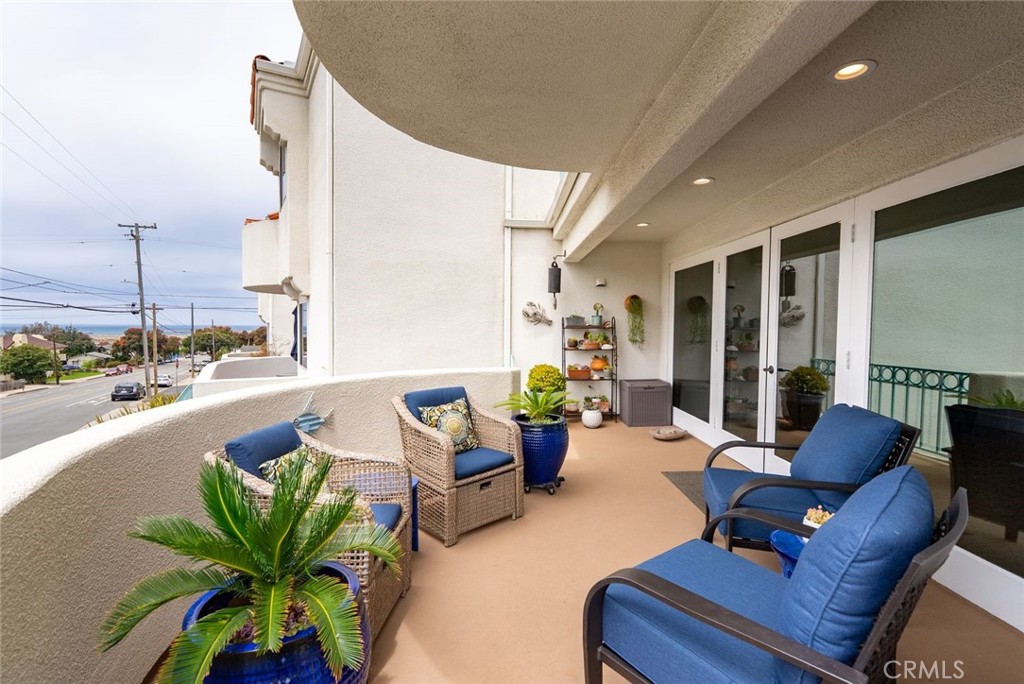 735 Piney Way, Morro Bay, CA 93442