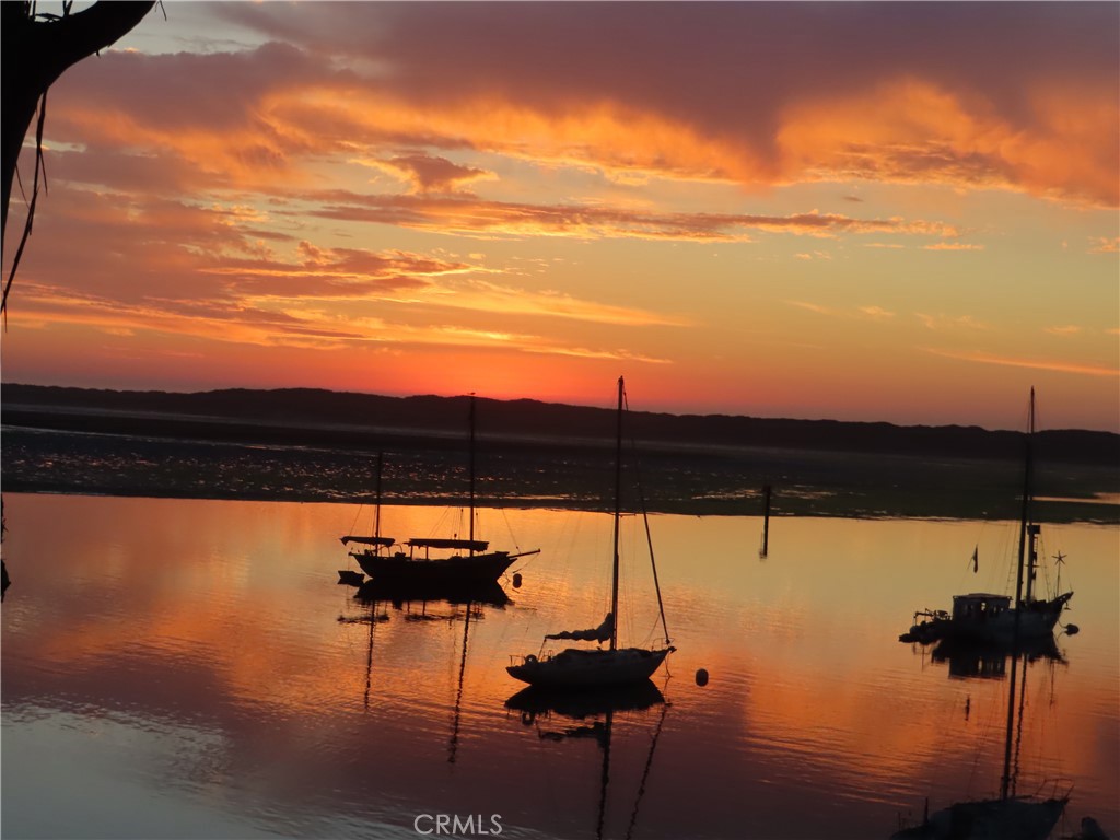 735 Piney Way, Morro Bay, CA 93442