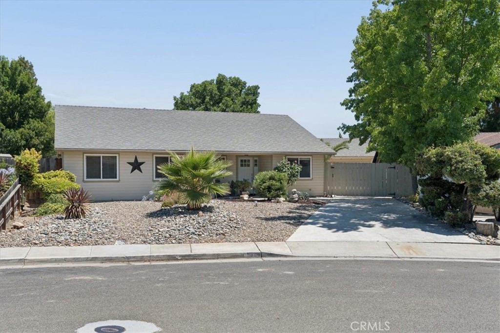 824 Casals, Paso Robles, CA 93446
