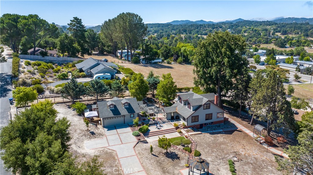 3155 El Camino Real, Atascadero, CA 93422
