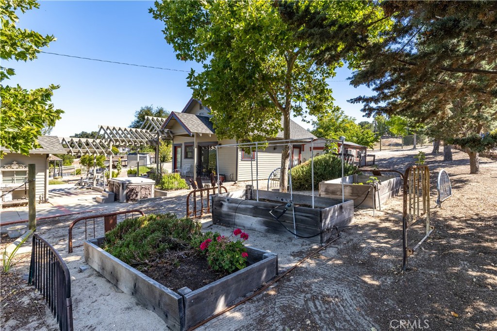 3155 El Camino Real, Atascadero, CA 93422