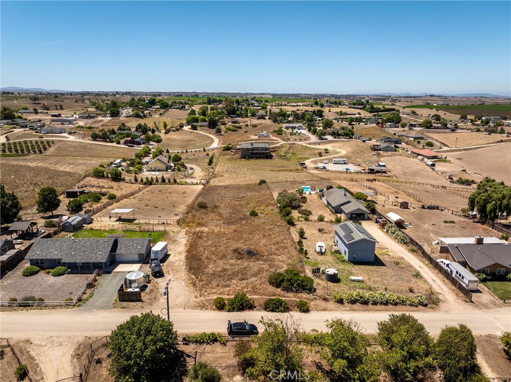 8290 Plane View Pl, Paso Robles, CA 93446
