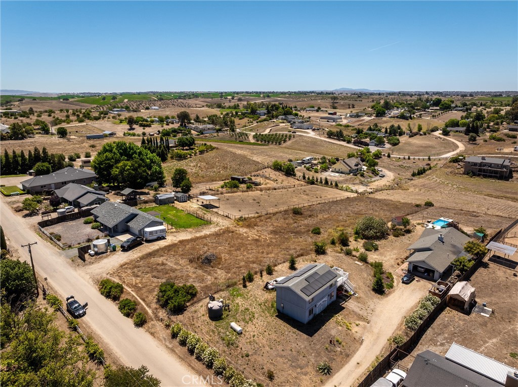 8290 Plane View Pl, Paso Robles, CA 93446
