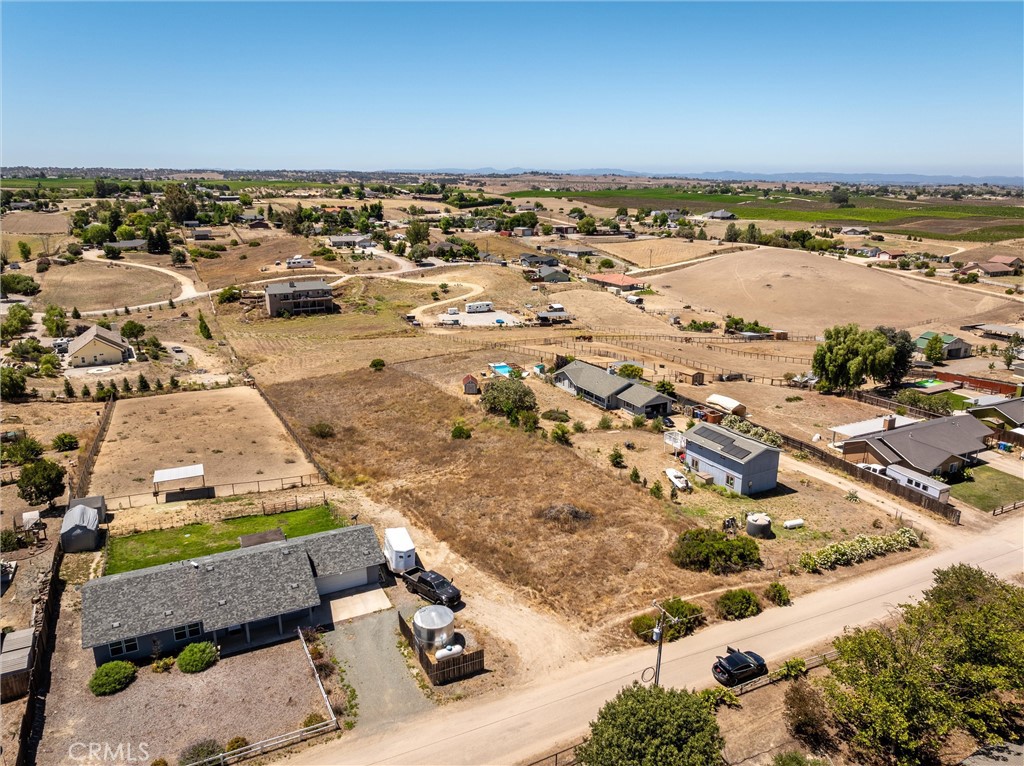 8290 Plane View Pl, Paso Robles, CA 93446