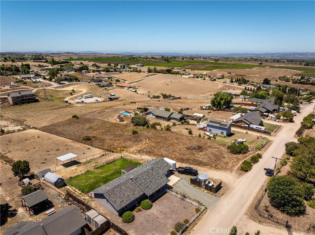 8290 Plane View Pl, Paso Robles, CA 93446