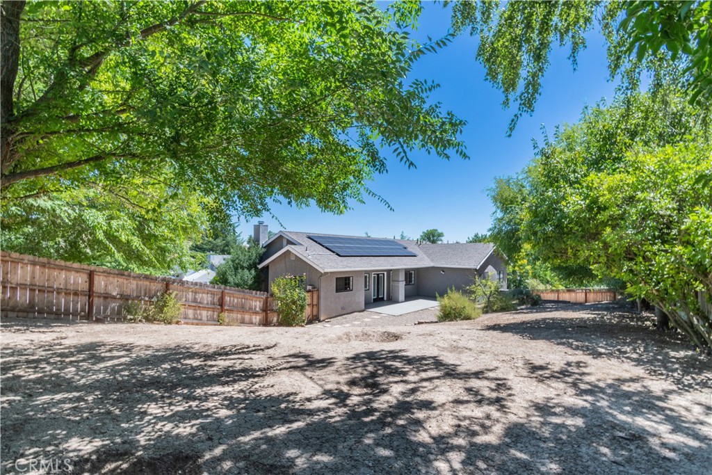 411 Peachtree Ln, Paso Robles, CA 93446