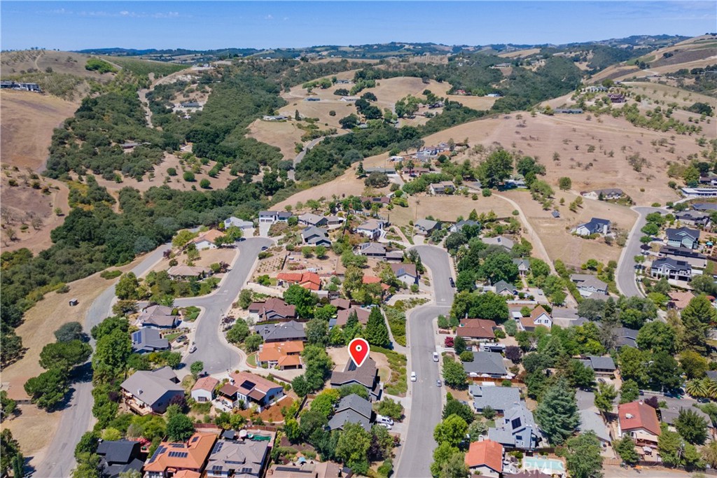 411 Peachtree Ln, Paso Robles, CA 93446