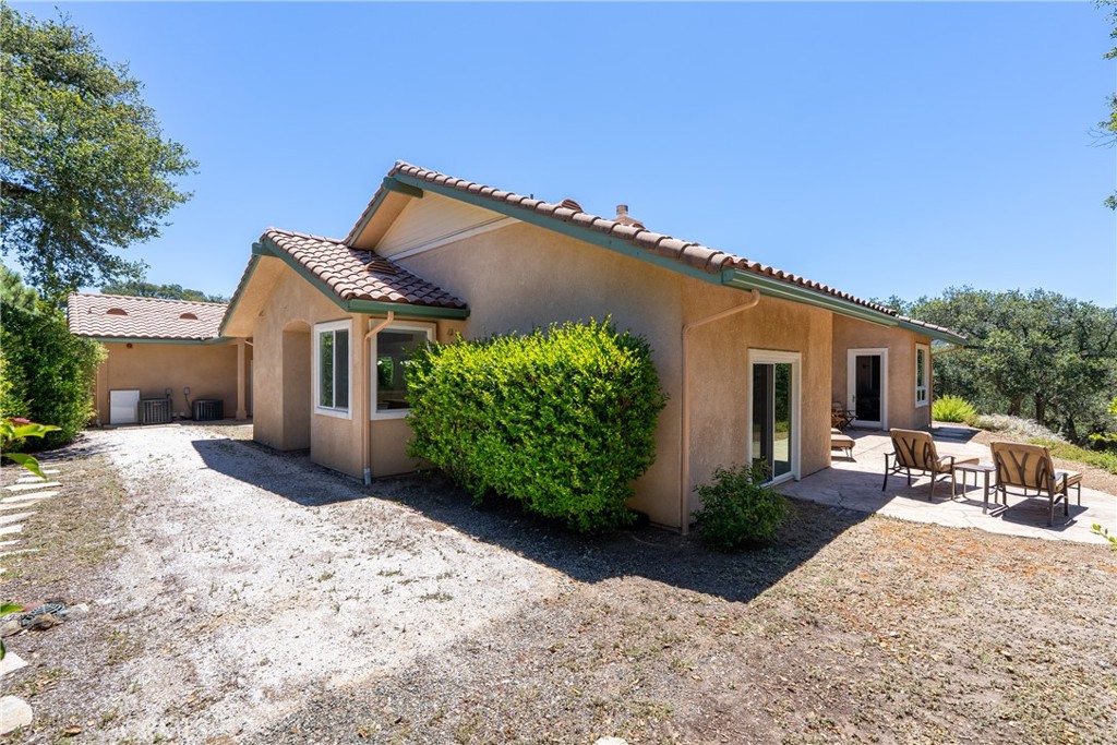 12709 Paso Verde Ct, Atascadero, CA 93422