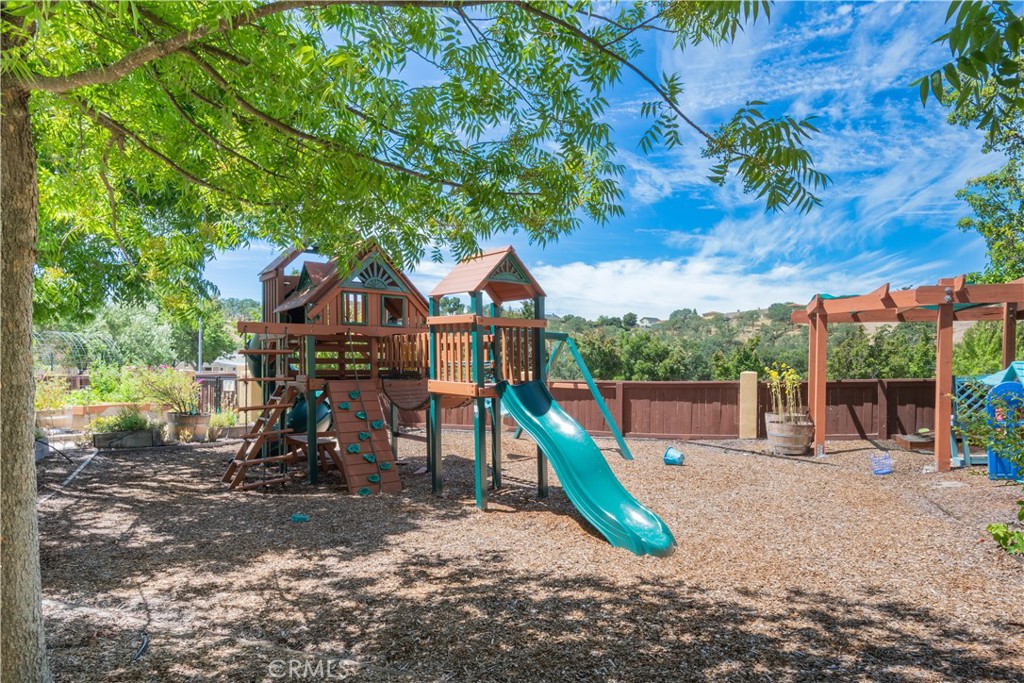 603 Nicklaus #13, Paso Robles, CA 93446