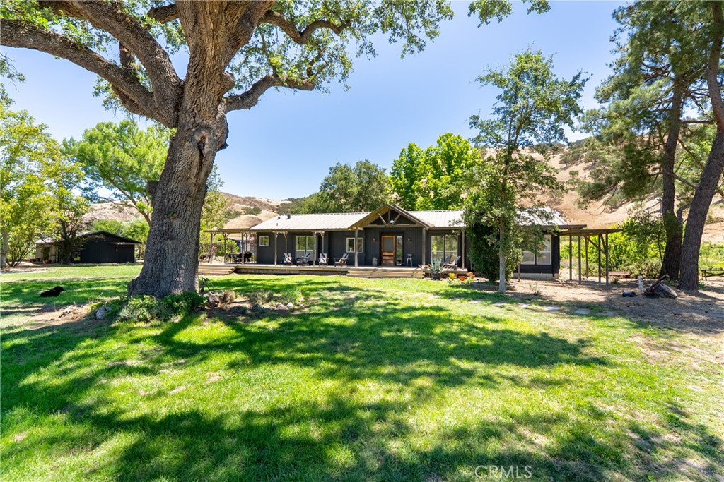 5750 El Pharo, Paso Robles, CA 93446