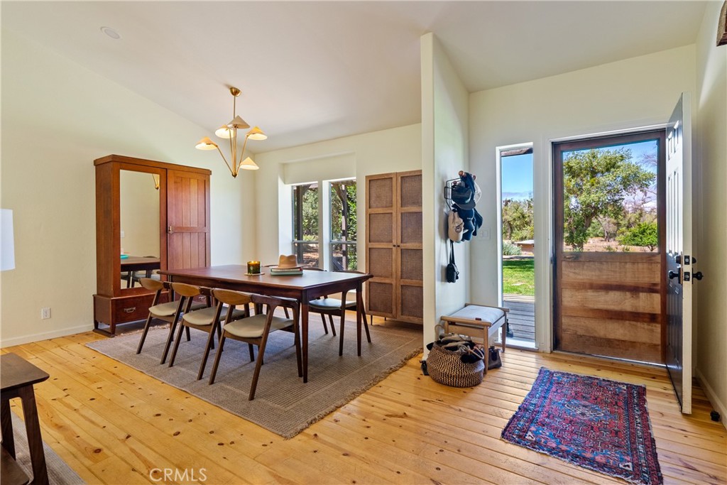 5750 El Pharo, Paso Robles, CA 93446