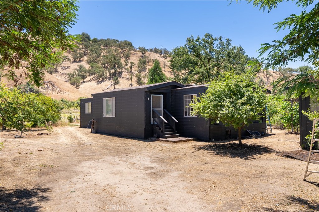 5750 El Pharo, Paso Robles, CA 93446