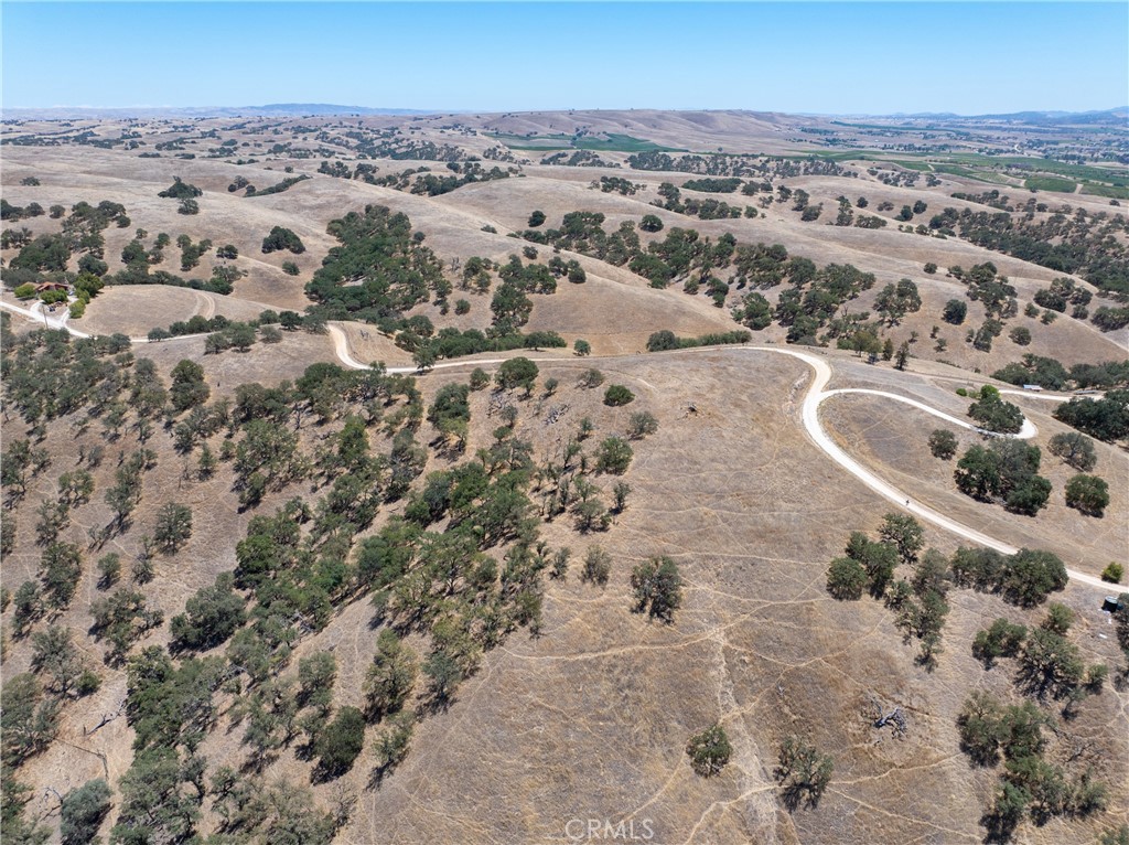 5750 El Pharo, Paso Robles, CA 93446