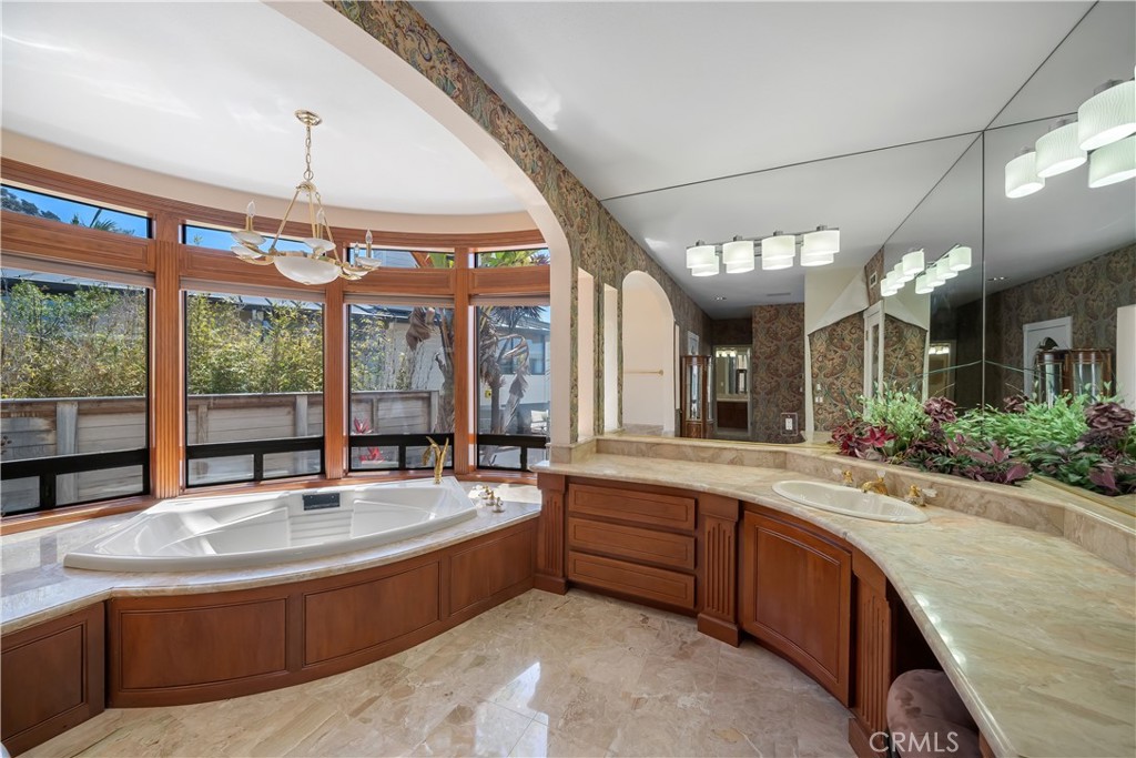 140 Florin St, Pismo Beach, CA 93449
