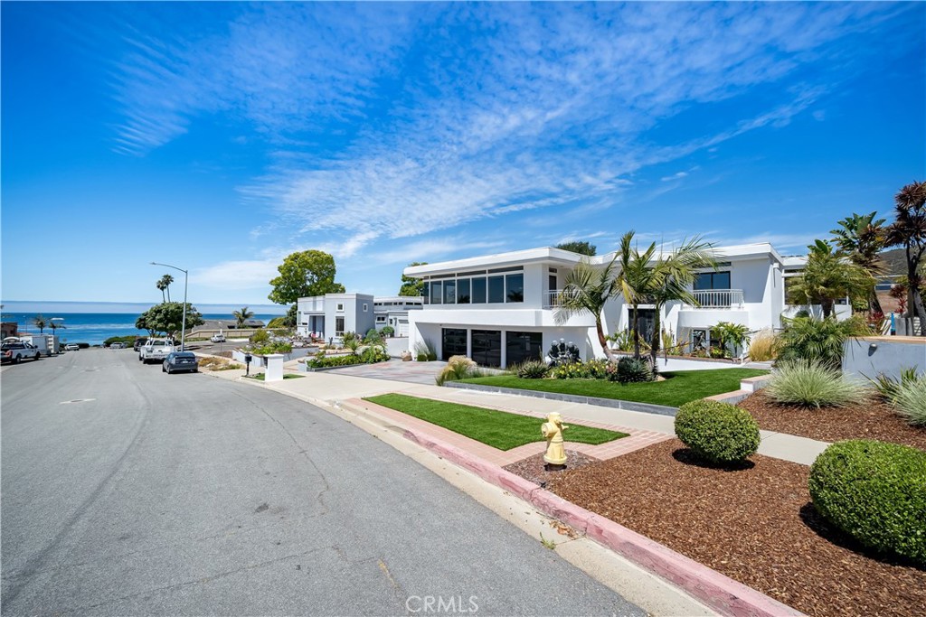 140 Florin St, Pismo Beach, CA 93449