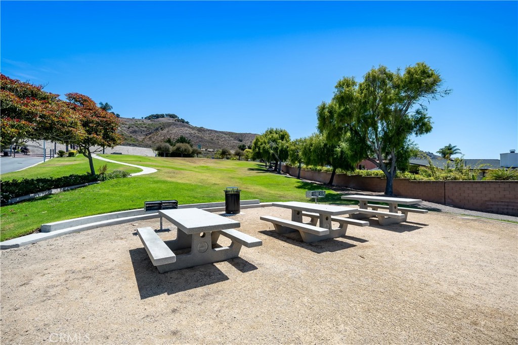 140 Florin St, Pismo Beach, CA 93449
