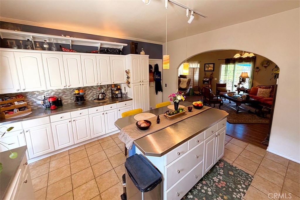 3198 Wood, Cambria, CA 93428