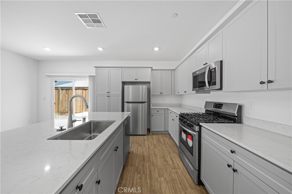 9626 Greenwood Glen, Shafter, CA 93263