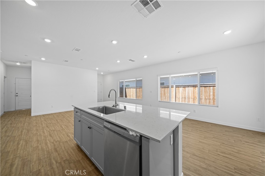 9626 Greenwood Glen, Shafter, CA 93263