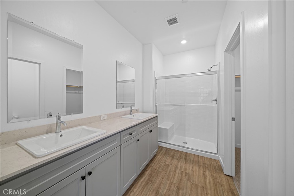 9626 Greenwood Glen, Shafter, CA 93263