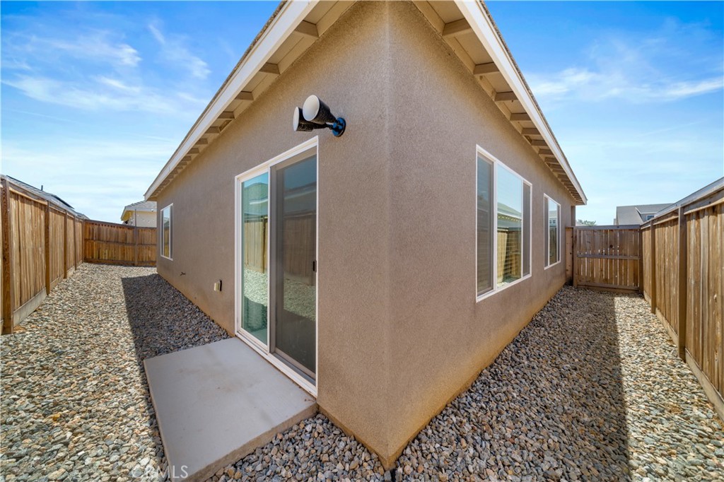 9626 Greenwood Glen, Shafter, CA 93263