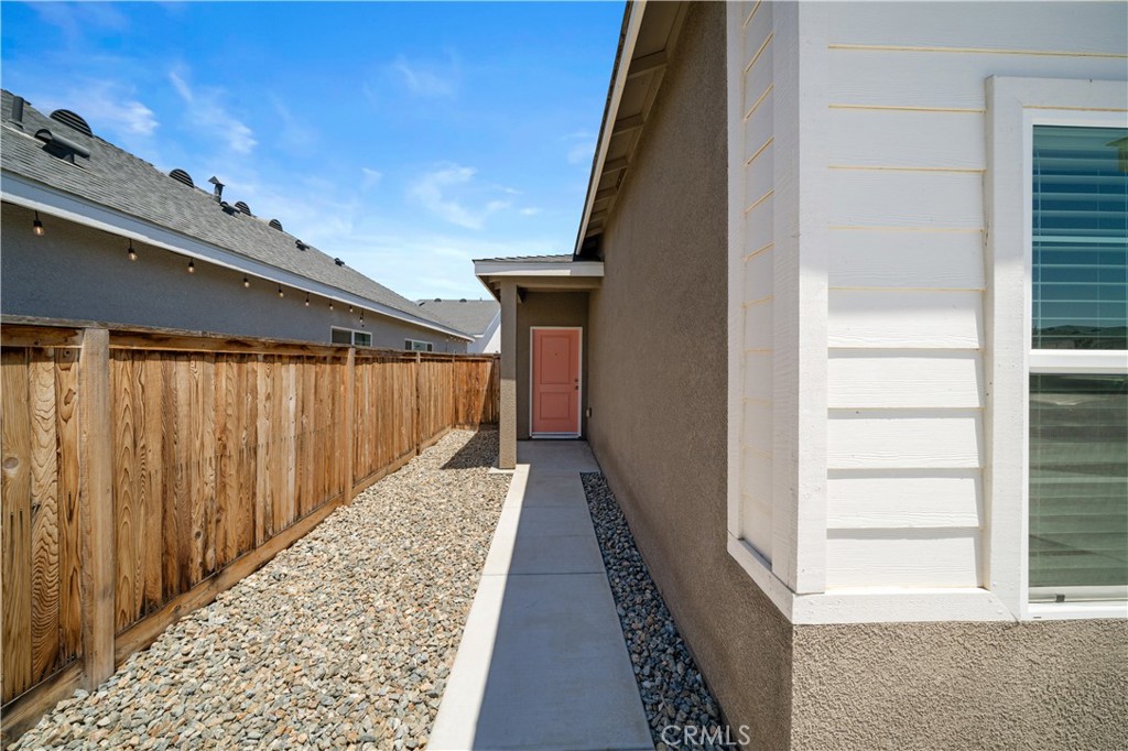 9626 Greenwood Glen, Shafter, CA 93263