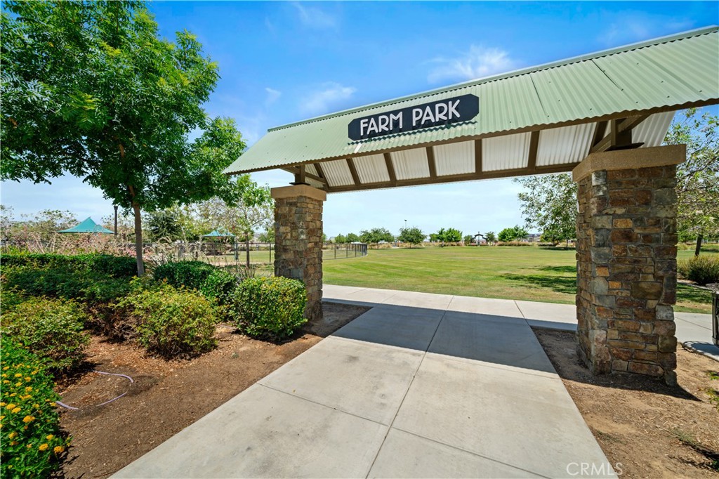 9626 Greenwood Glen, Shafter, CA 93263