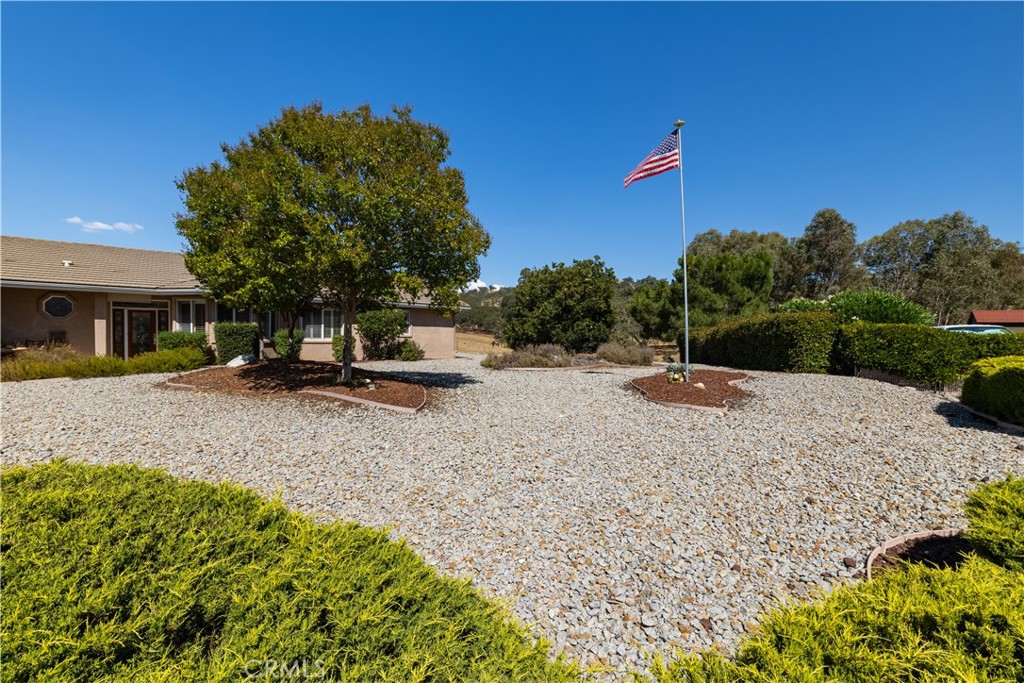 1615 Buggywhip Ln, Paso Robles, CA 93446