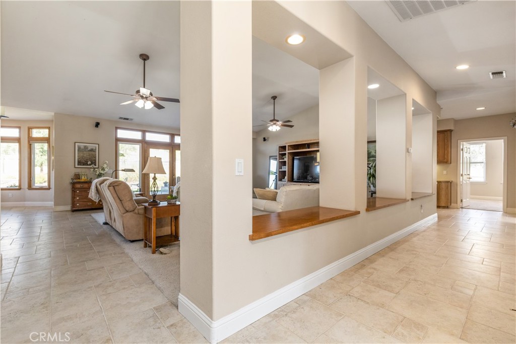 1615 Buggywhip Ln, Paso Robles, CA 93446