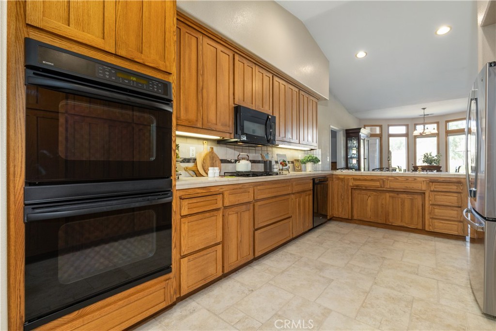 1615 Buggywhip Ln, Paso Robles, CA 93446