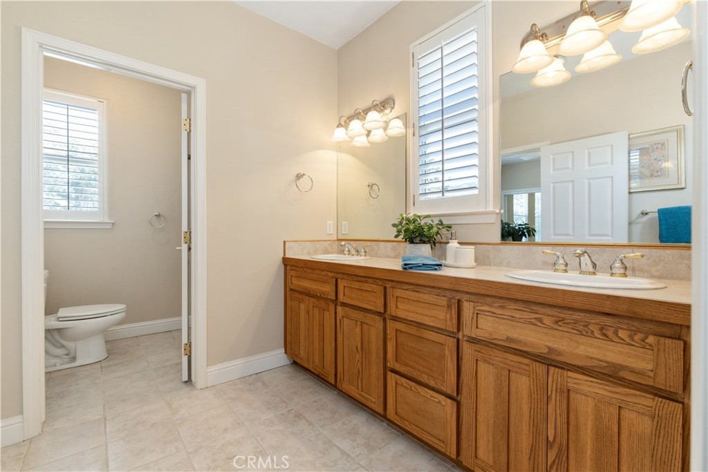 1615 Buggywhip Ln, Paso Robles, CA 93446