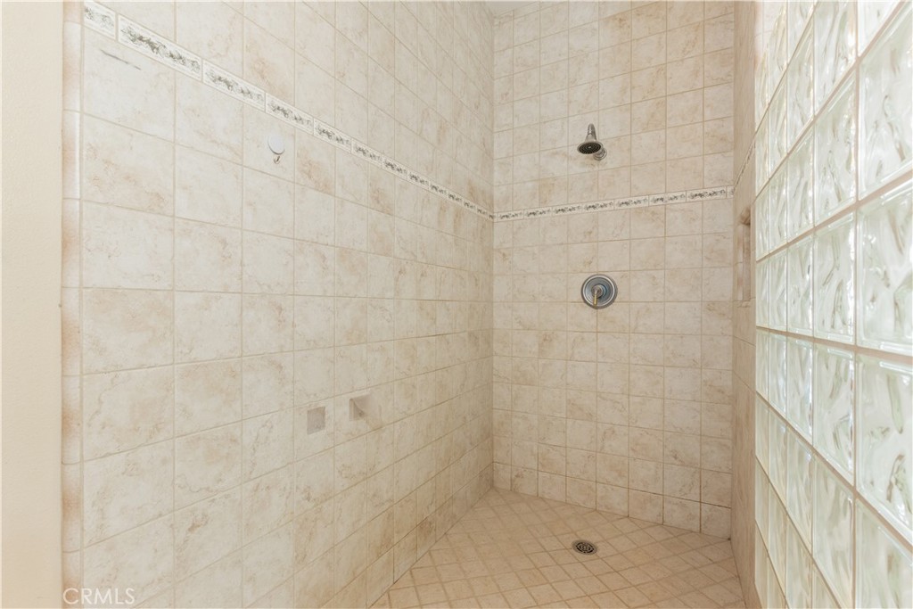 1615 Buggywhip Ln, Paso Robles, CA 93446