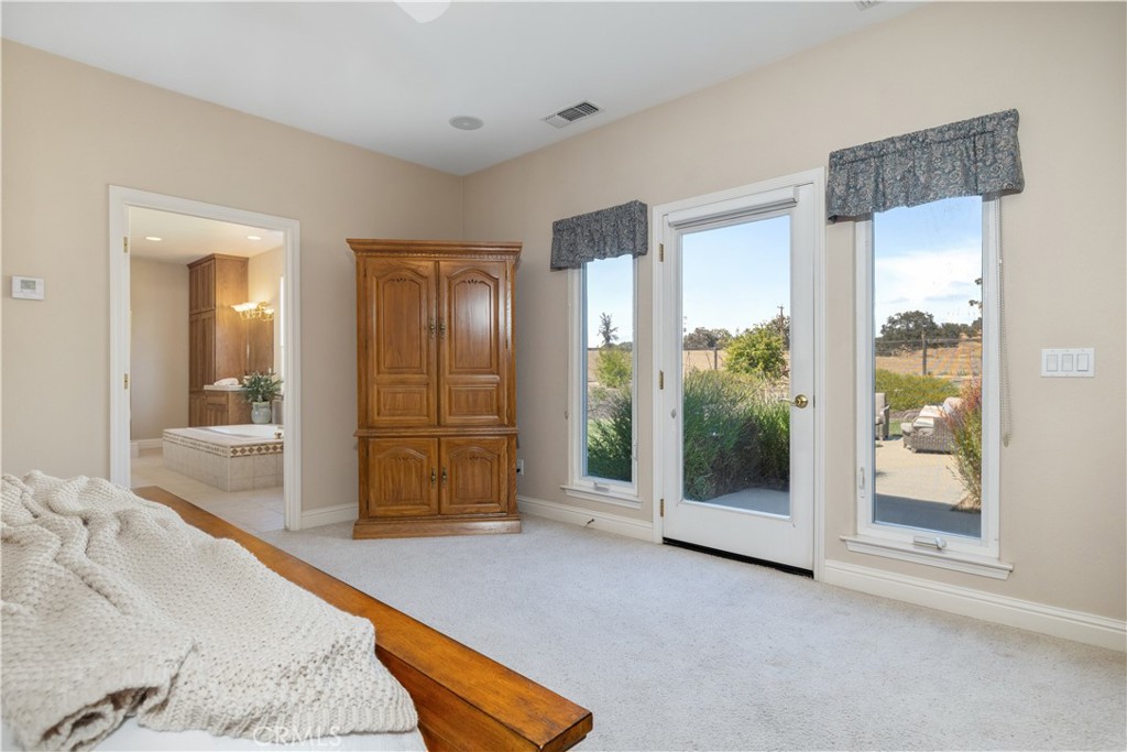 1615 Buggywhip Ln, Paso Robles, CA 93446