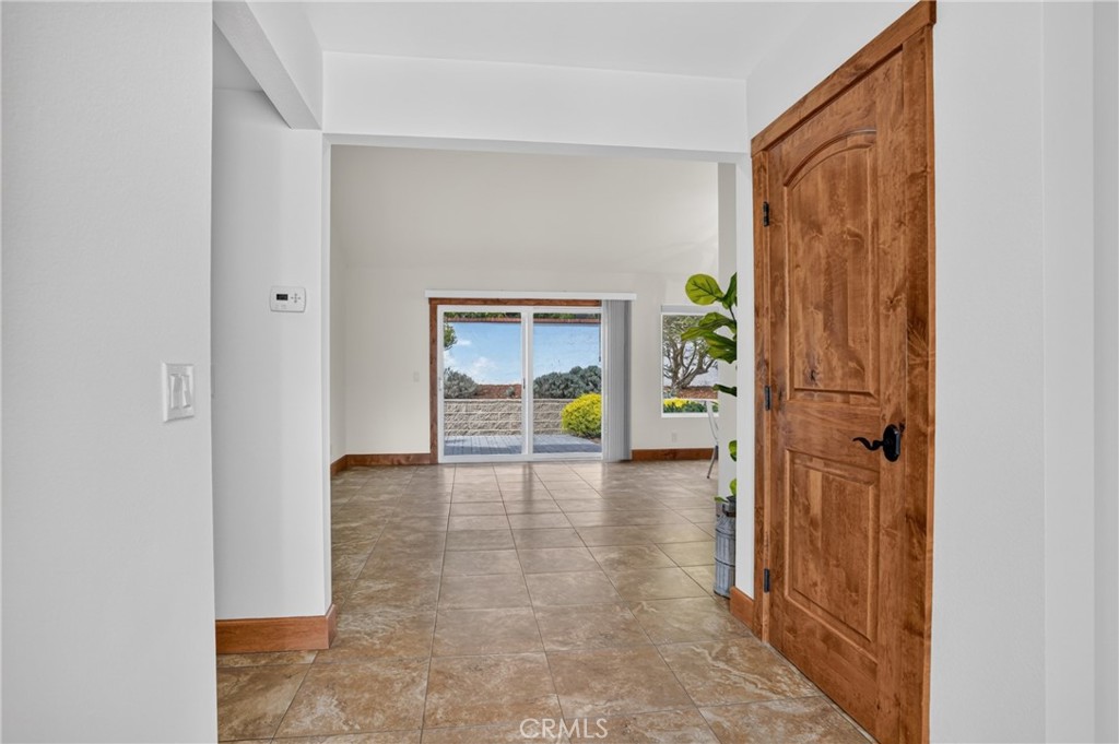 1027 Vista Del Brisa, San Luis Obispo, CA 93405