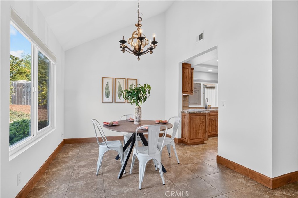 1027 Vista Del Brisa, San Luis Obispo, CA 93405