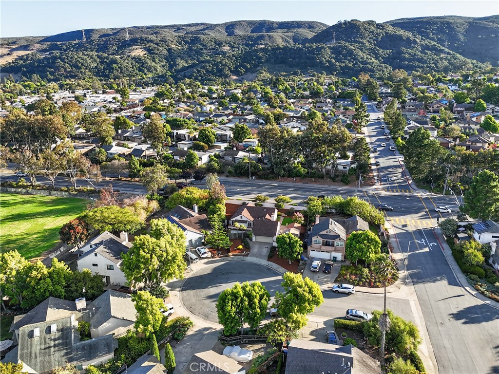 1027 Vista Del Brisa, San Luis Obispo, CA 93405